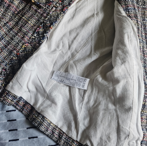 Guess jacket xs size - Picture 5 of 15